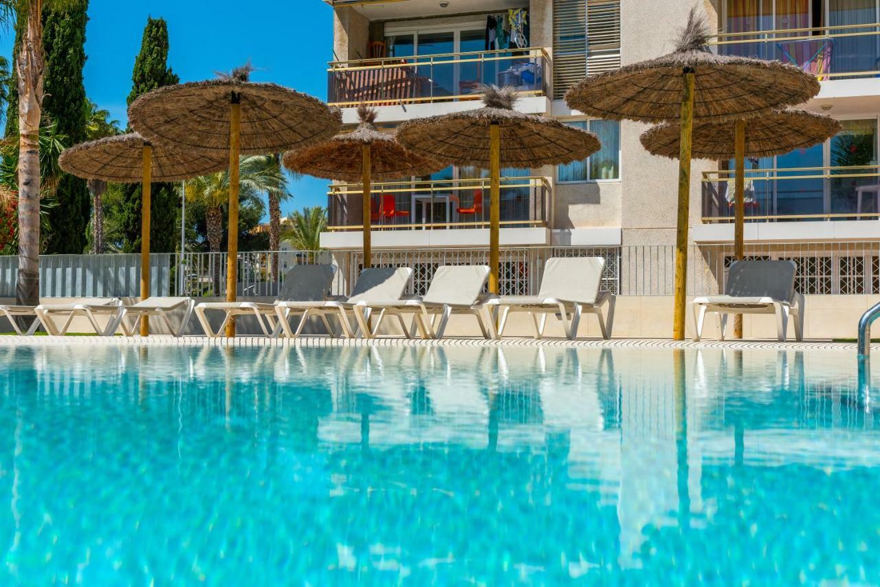 Rentalmar Navarra Family Suites Салоу Экстерьер фото